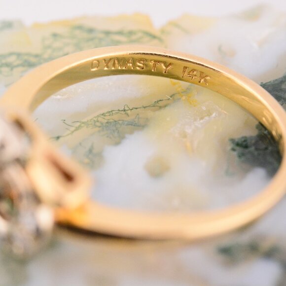 14K Vintage Dynasty Diamond Ring - Picture 6 of 9